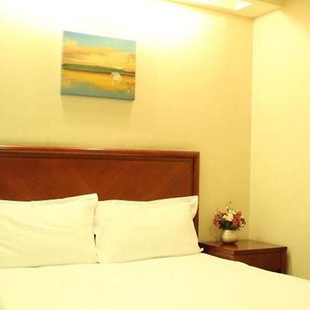 Greentree Inn Chongqing North Railway Station Express Hotel Exterior photo